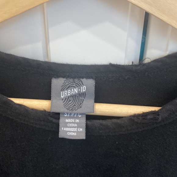 Men’s Urban-ID ripped black top - Picture 3 of 3